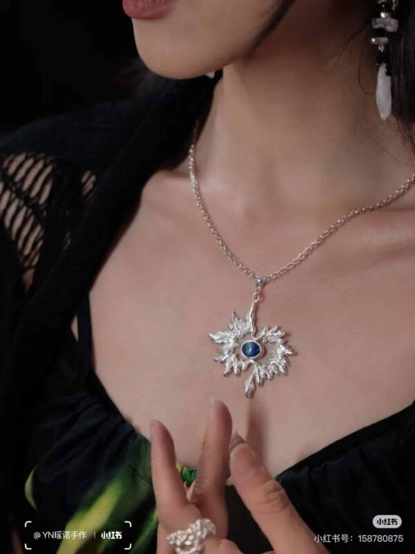 Dewdrop Romance Necklace