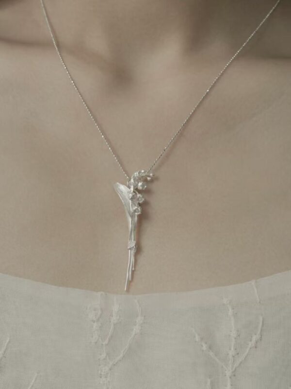 Silver Song of the Wind Necklace